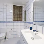Nyaraló Blue Tile